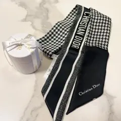【匿名配送】Christian Dior ミッツァ 千鳥格子 ブラック 2026年最新】dior スカーフ 千鳥の人気アイテム - メルカリ