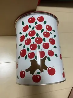 未使用　ファミリア　りんご　缶　スチール　収納