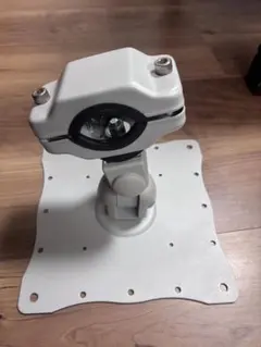 モニターアーム ディスプレイ