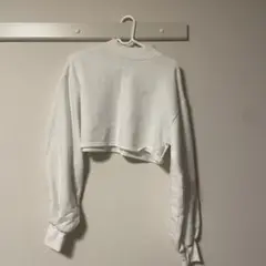 GRL ロゴ刺繍ショート丈スウェットトップス　ホワイト