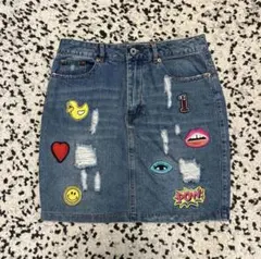 FOREVER 21 デニムミニスカート ワッペン付きのサムネイル