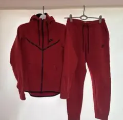 NIKEテックフリース セットアップ赤