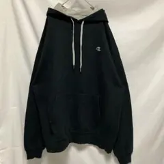 【champion】 ワンポイントロゴ　XLビックサイズパーカー　黒　US古着
