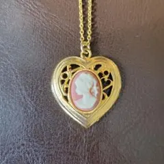 ハート型カメオペンダントネックレス