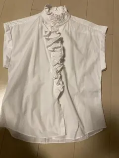 ZARA フリル付きホワイトシャツ　M