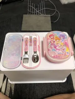 プリキュア、ソフィア、ポケモンお弁当箱と箸スプーンフォークセット