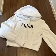 FENDIフェンディ 新品　レディース　パーカー　XS 楽天市場】フェンディ FENDI レディース カールラガーフェルド・バック