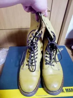 Item thumbnail for item 4b627152-01e4-4051-be55-453e15e66cff