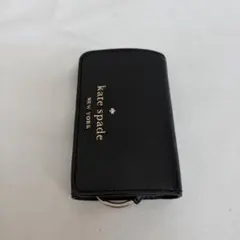 E35-1 kate spade NEW YORK キーケース ブラック