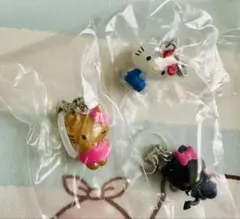 ハローキティ　めじるしアクセサリーチャーム 3個セット