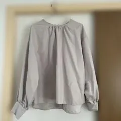 リボン付きバルーンスリーブシャツ M