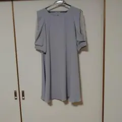 グレー Aラインドレス レース袖