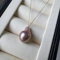 No.707白鳥ペンダントトップ 艶あり パールネックレス バロック天然