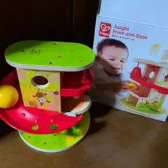 Hape Jungle Press and Slide 森のくるりんボール