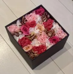 nicolai bergmann プリザーブドフラワーアレンジメント