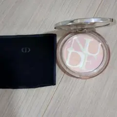 数回使用　ディオールスキン　ミネラルヌード　グロウパウダー