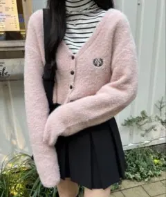 ワンポイント刺繍シャギーニットカーディガン