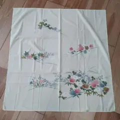 【新品】東レ　美しい花柄　風呂敷 72cm x 72cm　昭和レトロ