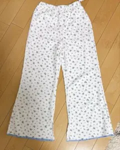 新品しまむら　花柄ワッフルイージーパンツM