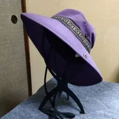 Item thumbnail for item 7c7454e6-bfb7-4f99-963f-ec2da2dfac3d