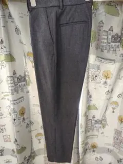 ユニクロ　レディース　グレーパンツM
