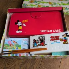 ミッキーマウス パレット、絵の具、筆、水入れセットのサムネイル