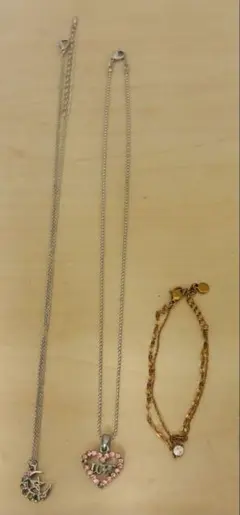 シルバー ネックレスとブレスレットセット