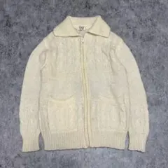 ケーブル編み ジップアップ ニットカーディガン アイボリー コンパクトシルエット