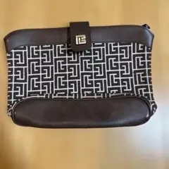 Item thumbnail for item 52fa7a2d-2aae-4cf8-a4a3-db65958a9d1d