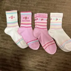 PETTYTOWN キッズ靴下 4足セット