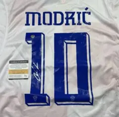 Real Madrid 23-24 Luka Modric 直筆サイン - メルカリ