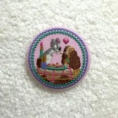 ディズニー 刺繍缶バッジ わんわん物語