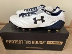 【新品未使用】UNDER ARMOUR サッカースパイク ホワイトのサムネイル