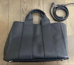 HAYNI 本革ショルダーバッグ　黒のサムネイル