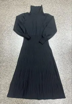 emi+ エミプラス タートルネック リブ切替 ロングニットワンピース ブラック