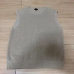 UNIQLO ニットベスト ベージュ M