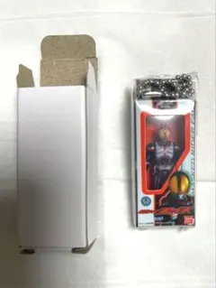 仮面ライダー ソフビパッケージチャーム＆チョコスナック
