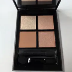 スターゲージングアイシャドウクアッド X04 REFLECTIVE REALM