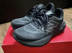 ニューバランス スニーカー