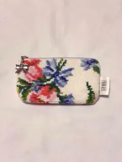 ち*こ様 FEILER 花柄刺繍ポーチ