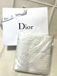 【新品未使用】Dior ディオール ノベルティ タオル（ギフト専用袋付き）