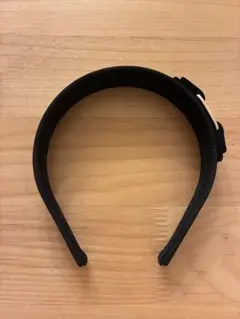 フェラガモ　カチューシャ　黒