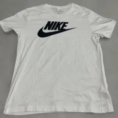 Nike ホワイト　ロゴ Tシャツ 半袖(XLサイズ)