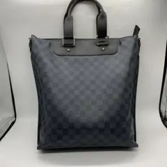 Item thumbnail for item d47c5e7d-e936-4b3c-826a-3b4d89577306