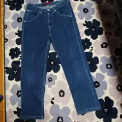 ダークブルーストレートレッグデニム