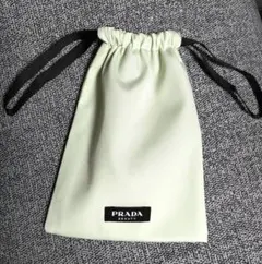 PRADA BEAUTY リバーシブル ポーチ （数量限定品）