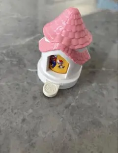 Item thumbnail for item f135c9b1-5489-4ab7-8ed6-e98bf95a18f2