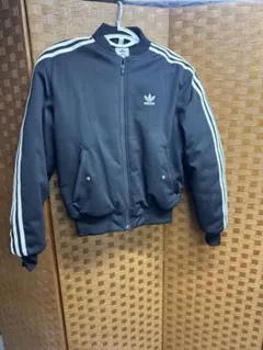 Item thumbnail for item 1f600b7a-8c5f-4ea7-a5b1-c2b41339ccb4