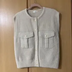 PAPER KNIT MULTIボタンCHIBIベスト サンド - メルカリ