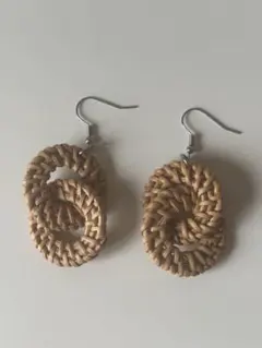 ラタン素材 サークルピアス ベトナム製